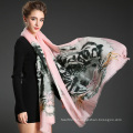 Mme Long Wool Tiger Pattern Impression numérique Foulard rose